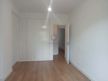 Apartamento T3 para Venda em São Domingos de Benfica