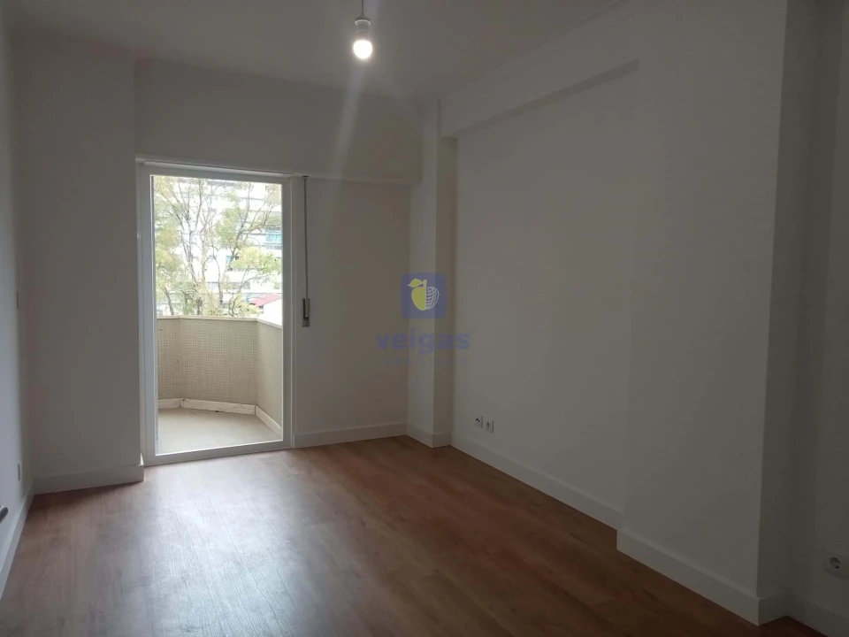 Apartamento T3 para Venda em São Domingos de Benfica Foto 25