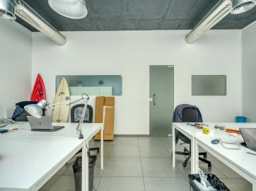 Escritório para Arrendamento em Ajuda