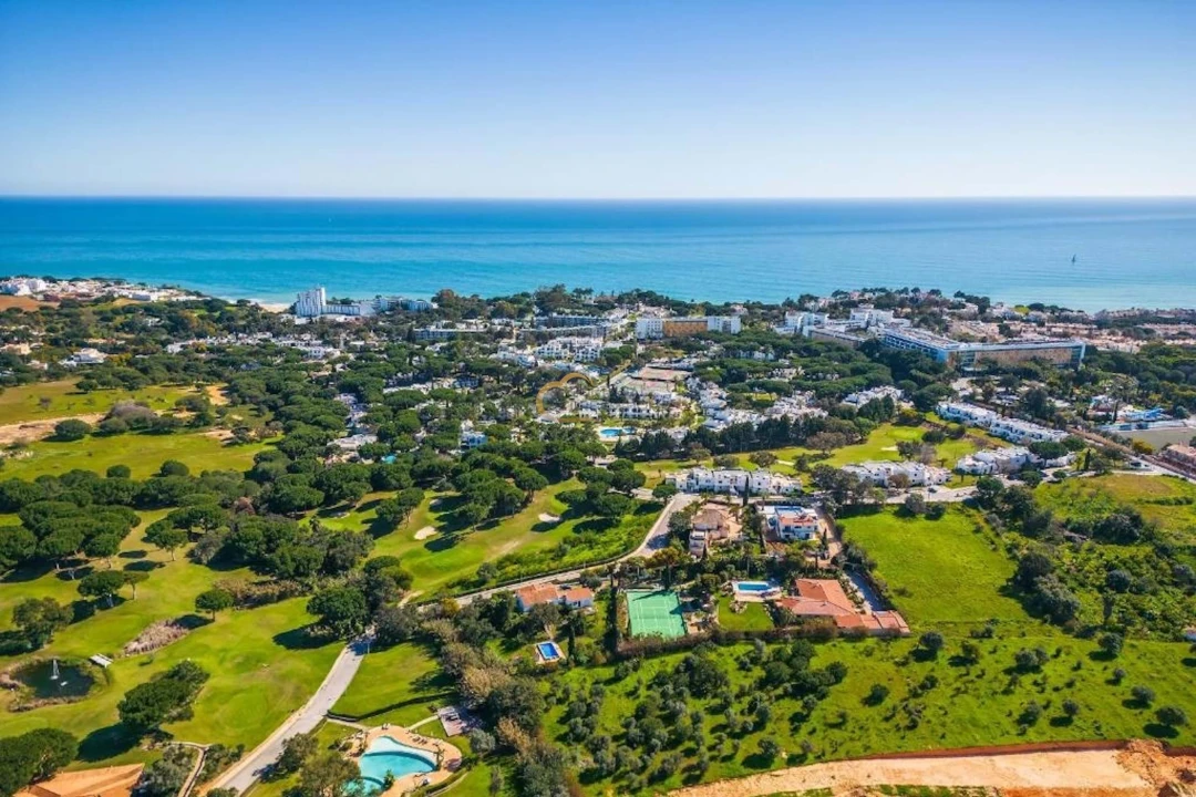 Apartamento T2 para Venda em Albufeira e Olhos de Água Foto 24