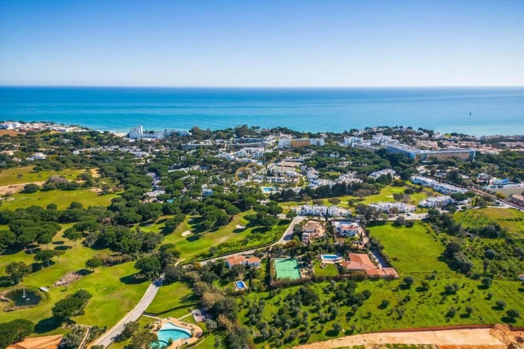 Apartamento T2 para Venda em Albufeira e Olhos de Água Foto 24