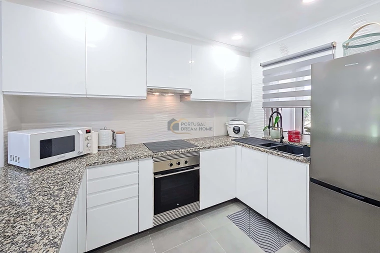 Apartamento T2 para Venda em Albufeira e Olhos de Água Foto 8