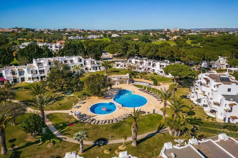 Apartamento T2 para Venda em Albufeira e Olhos de Água Foto 23