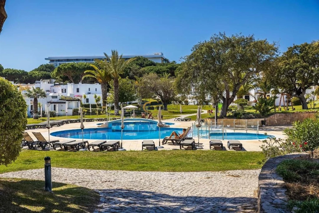 Apartamento T2 para Venda em Albufeira e Olhos de Água Foto 5
