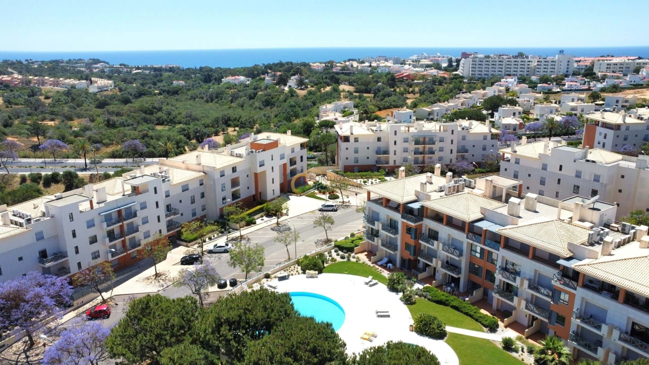 Apartamento T1 para Venda em Albufeira e Olhos de Água Foto 23