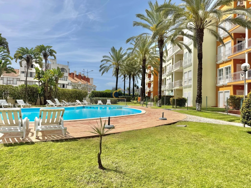 Apartamento T1 para Venda em Albufeira e Olhos de Água Foto 1