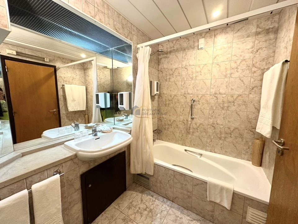 Apartamento T1 para Venda em Albufeira e Olhos de Água Foto 8