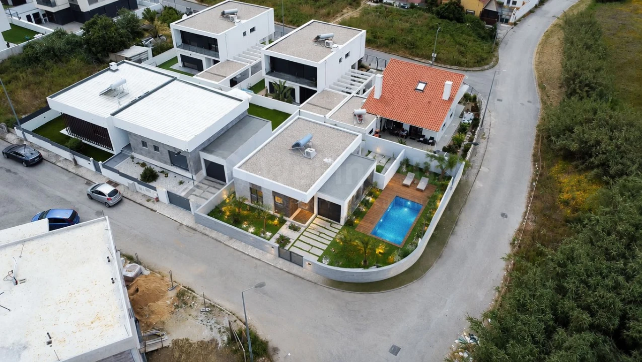 Terreno para Venda em Caparica e Trafaria Foto 1