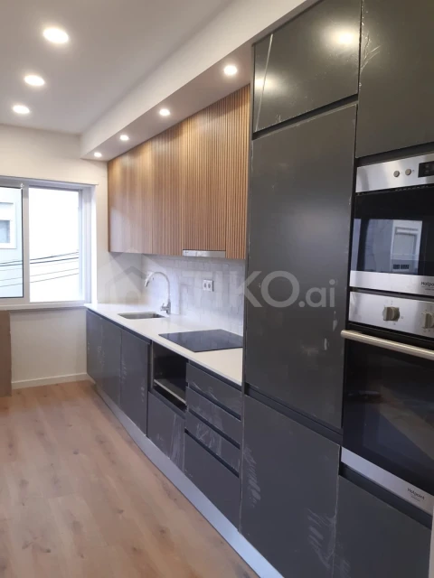 Apartamento T2 para Venda em Venteira