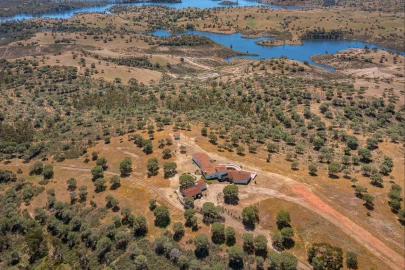 Moradia T6 para Venda em Santana de Cambas
