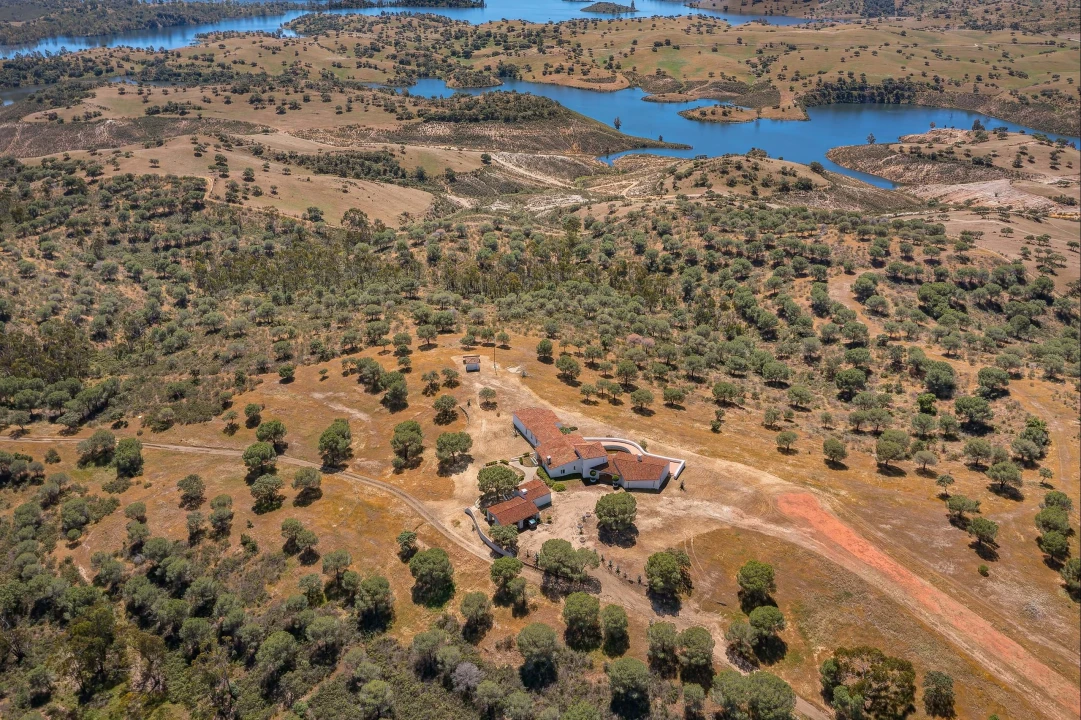 Moradia T6 para Venda em Santana de Cambas Foto 1