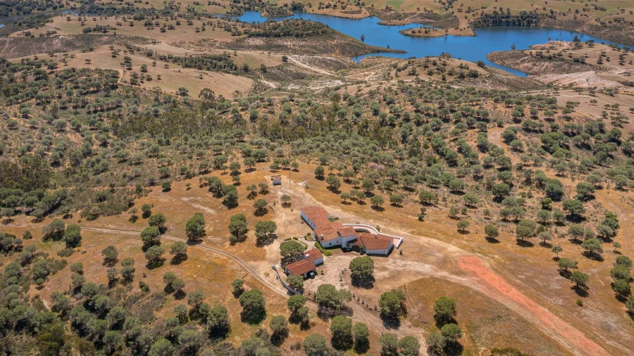 Moradia T6 para Venda em Santana de Cambas