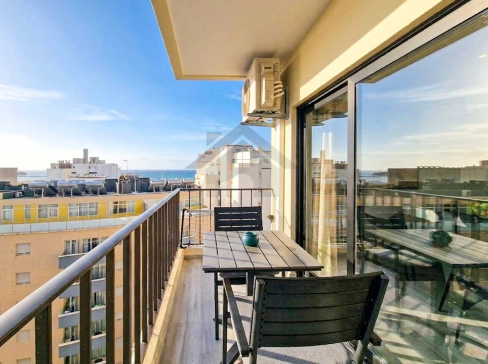 Apartamento T1 para Venda em Portimão Foto 2