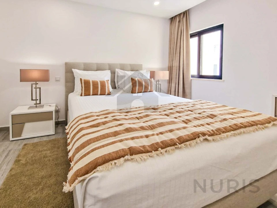 Apartamento T1 para Venda em Portimão Foto 8