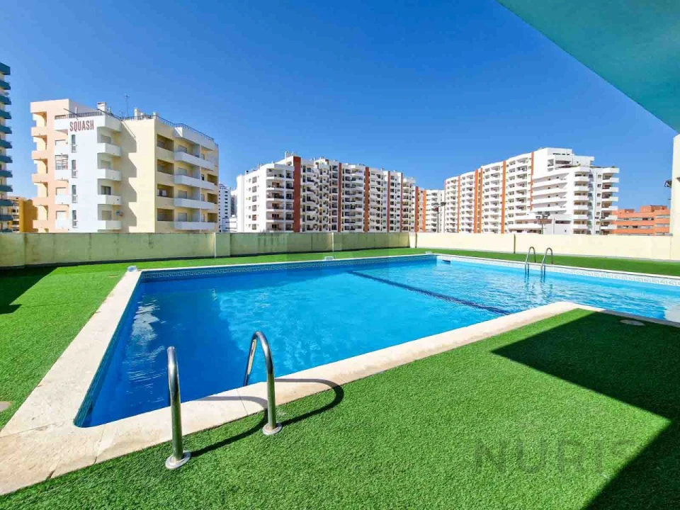 Apartamento T1 para Venda em Portimão Foto 16