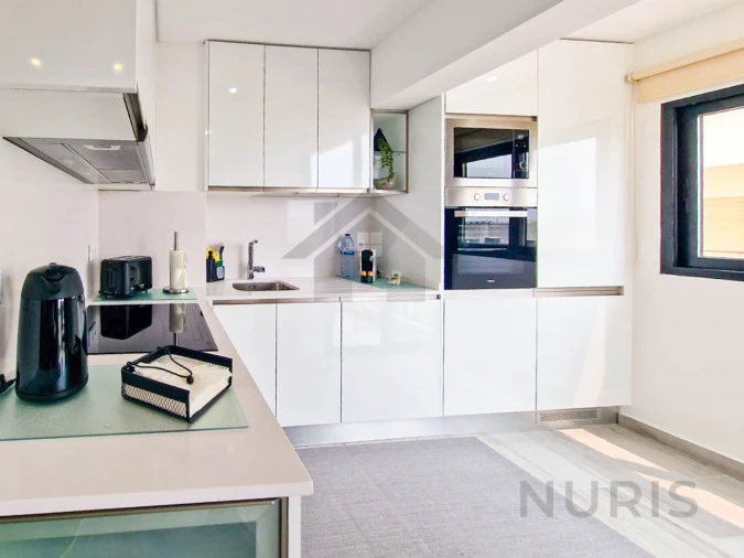 Apartamento T1 para Venda em Portimão Foto 4