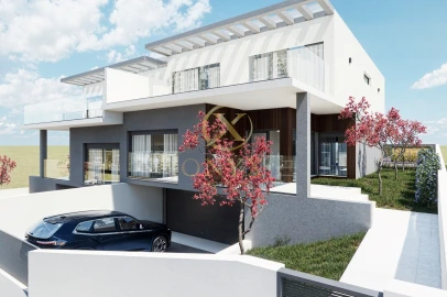 Moradia T4 para Venda em Santa Maria, São Pedro e Matacães