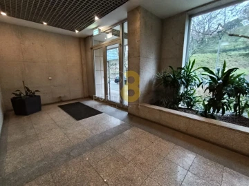 Apartamento T2 para Arrendamento em Lordelo do Ouro e Massarelos