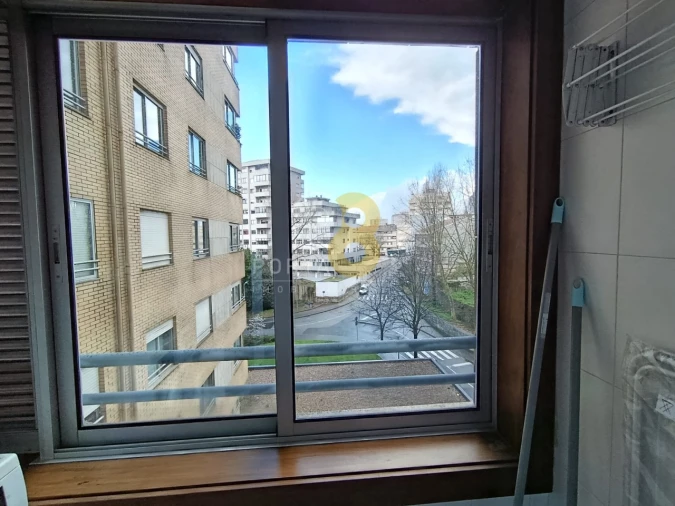 Apartamento T2 para Arrendamento em Lordelo do Ouro e Massarelos Foto 8