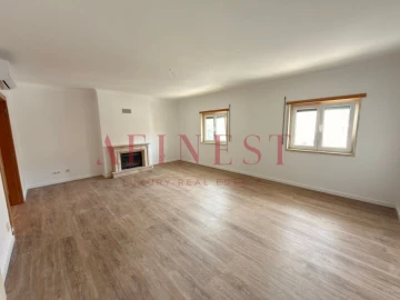 Apartamento T3 para Arrendamento em Cascais e Estoril
