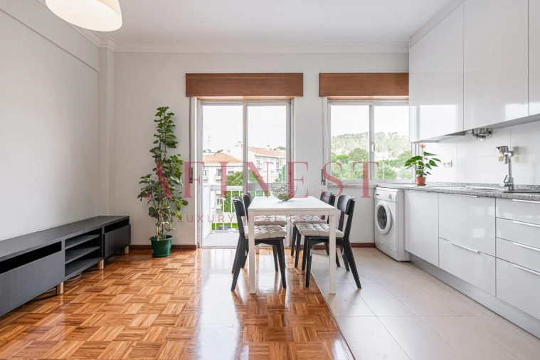 Apartamento T1 para Arrendamento em Carnaxide e Queijas Foto 3