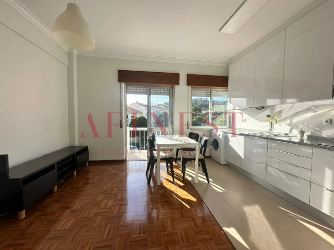 Apartamento T1 para Arrendamento em Carnaxide e Queijas Foto 4