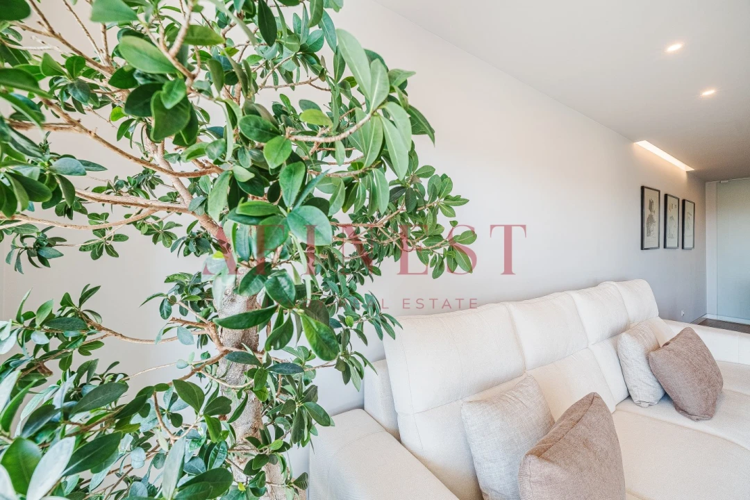 Apartamento T4 para Venda em Carcavelos e Parede Foto 12