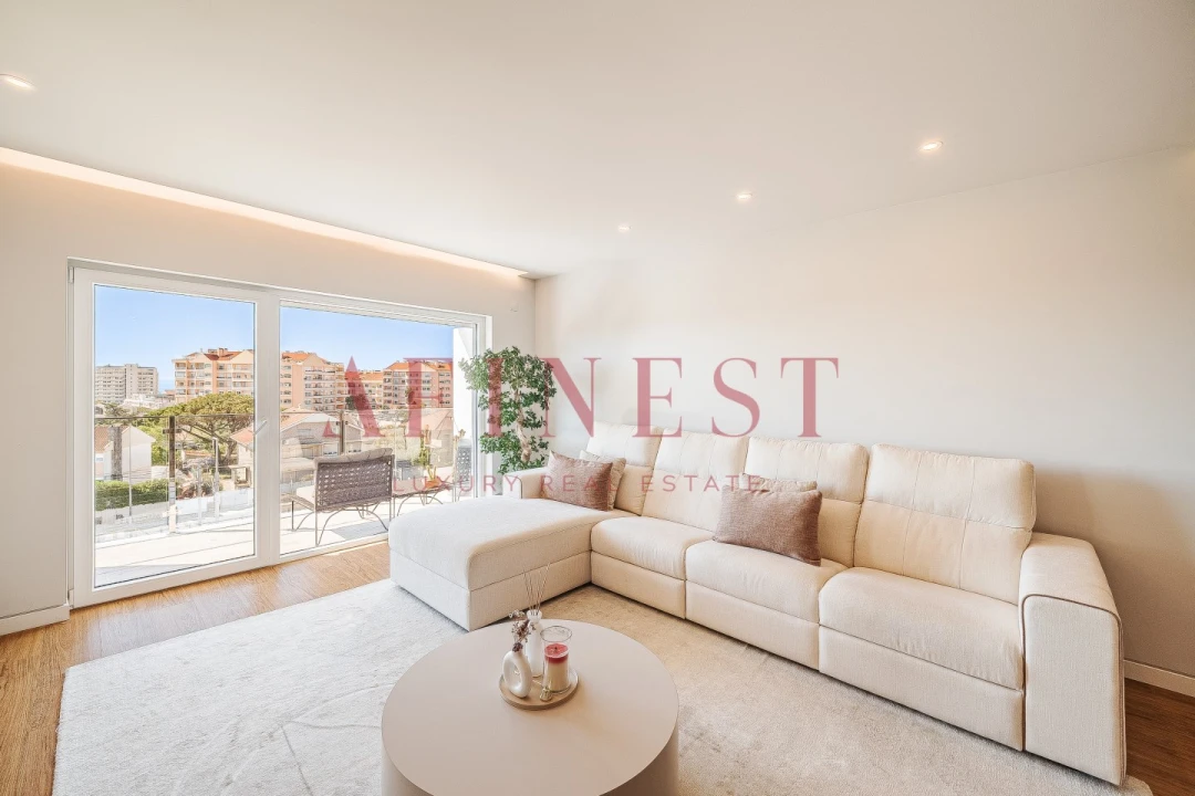 Apartamento T4 para Venda em Carcavelos e Parede Foto 14