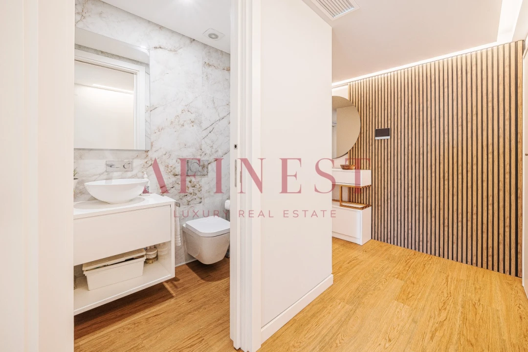 Apartamento T4 para Venda em Carcavelos e Parede Foto 26