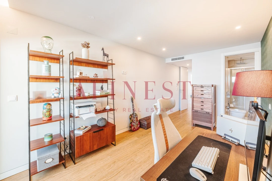 Apartamento T4 para Venda em Carcavelos e Parede Foto 41