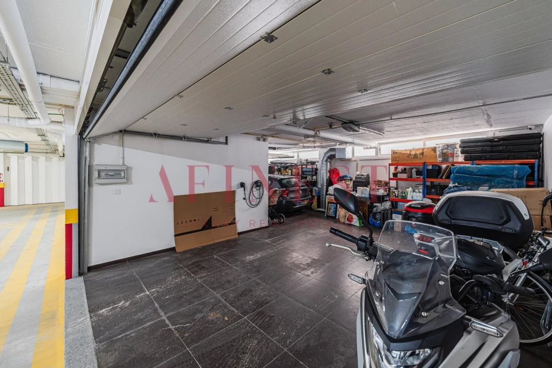 Apartamento T4 para Venda em Carcavelos e Parede Foto 58