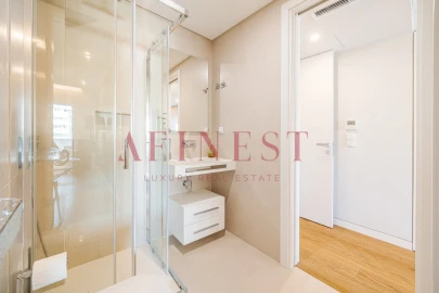 Apartamento T4 para Venda em Carcavelos e Parede