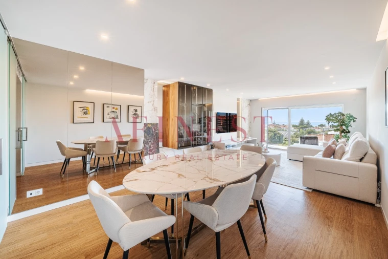 Apartamento T4 para Venda em Carcavelos e Parede Foto 4