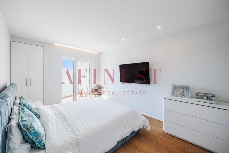Apartamento T4 para Venda em Carcavelos e Parede Foto 55