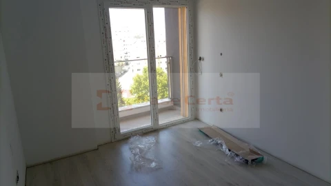 Apartamento T3 para Venda em Corroios