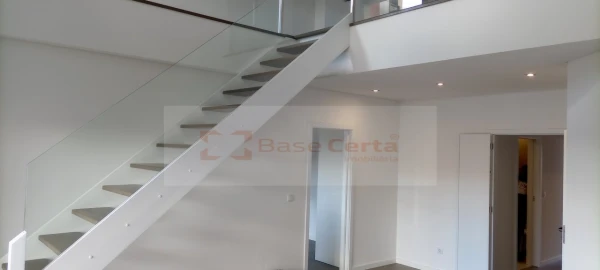 Apartamento T3 para Venda em Corroios