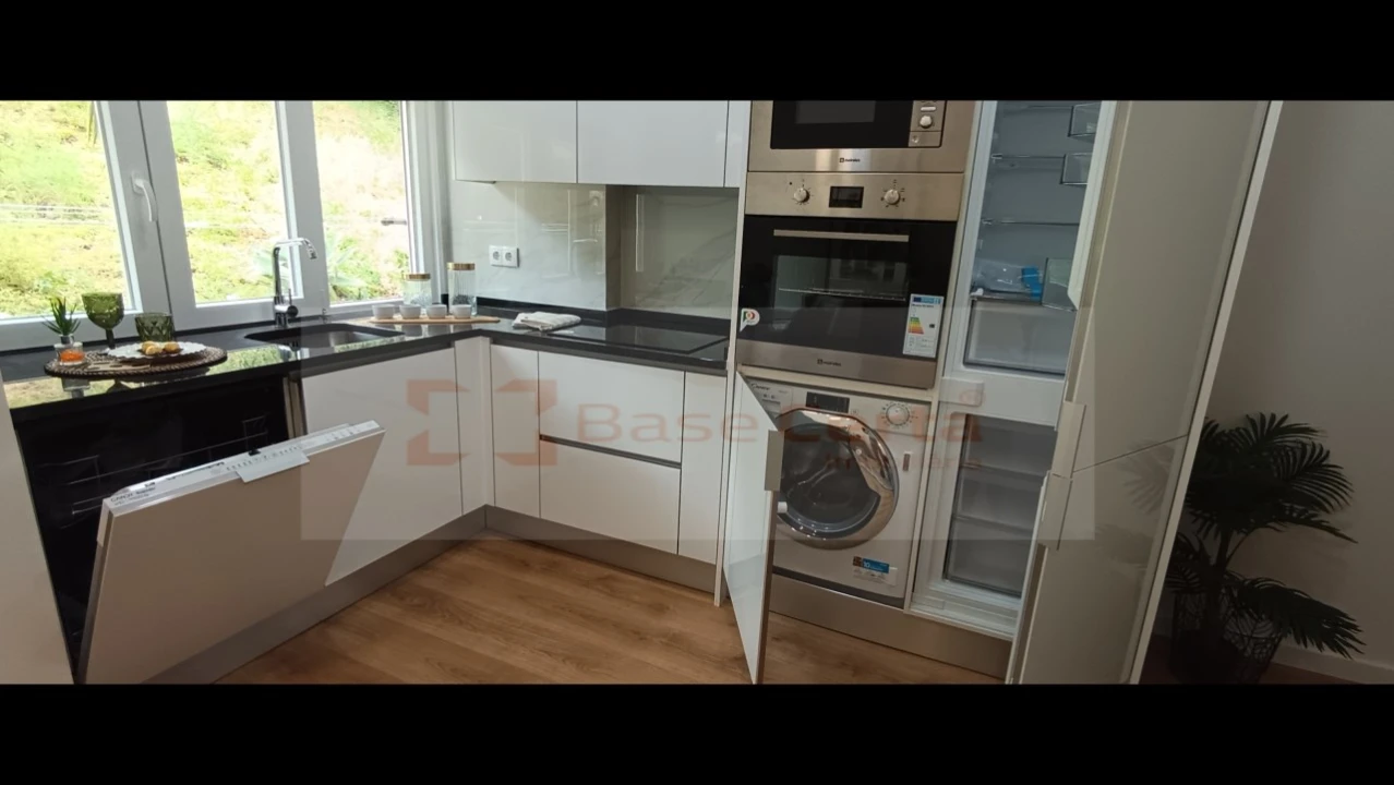 Apartamento T2 para Venda em Benfica Foto 1