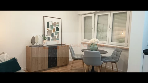 Apartamento T2 para Venda em Benfica