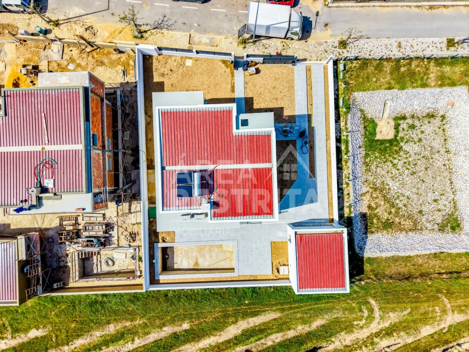 Moradia T4 para Venda em Azeitão (São Lourenço e São Simão) Foto 5