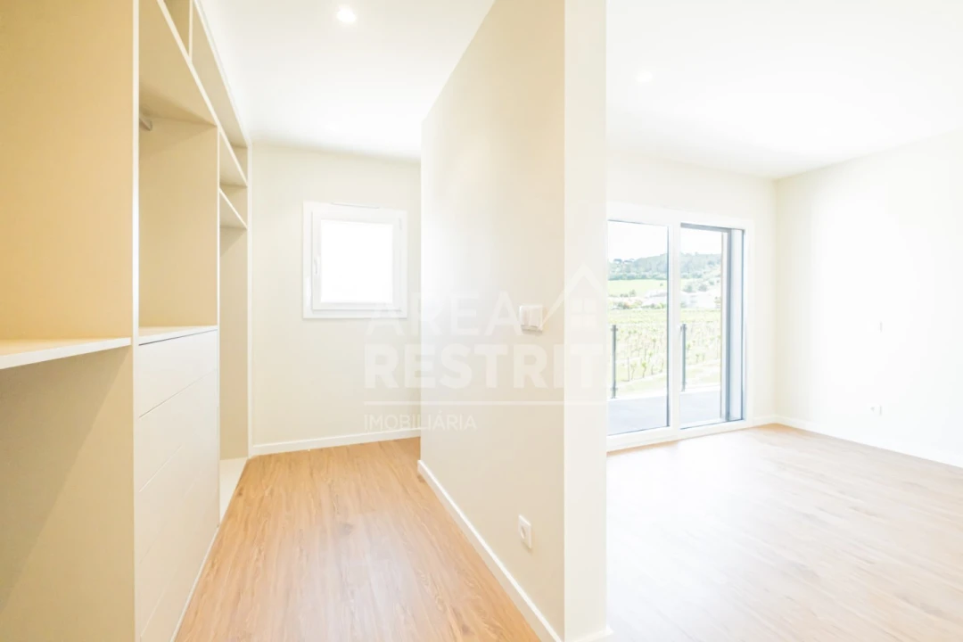 Moradia T4 para Venda em Azeitão (São Lourenço e São Simão) Foto 49