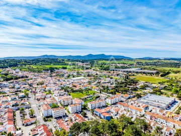 Moradia T4 para Venda em Azeitão (São Lourenço e São Simão)