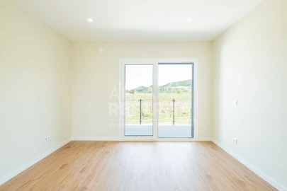 Moradia T4 para Venda em Azeitão (São Lourenço e São Simão)