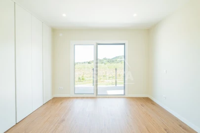 Moradia T4 para Venda em Azeitão (São Lourenço e São Simão)
