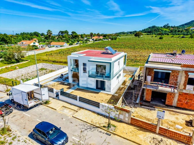 Moradia T4 para Venda em Azeitão (São Lourenço e São Simão) Foto 8