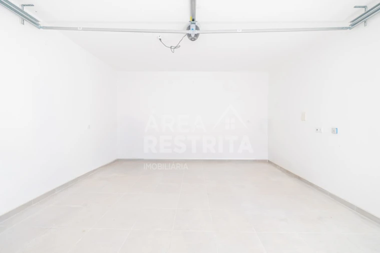 Moradia T4 para Venda em Azeitão (São Lourenço e São Simão) Foto 12