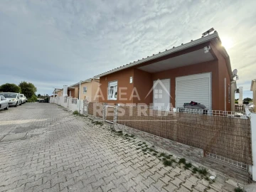 Moradia T2 para Venda em Fernao Ferro