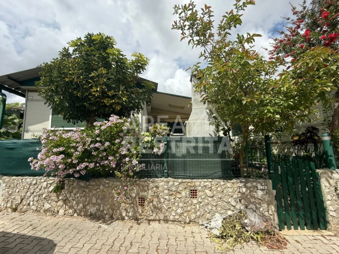 Moradia T3 para Venda em Fernao Ferro Foto 22