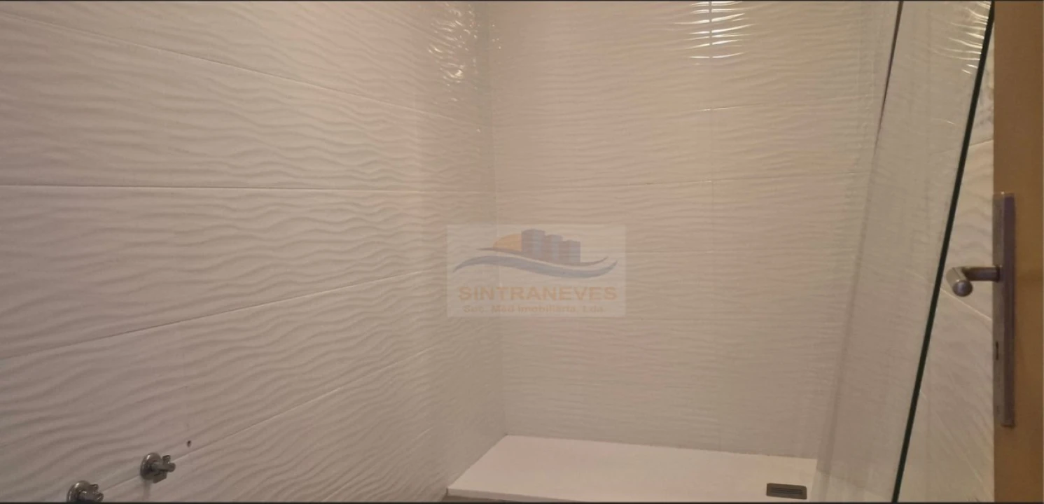 Apartamento T2 para Venda em Santa Clara Foto 11