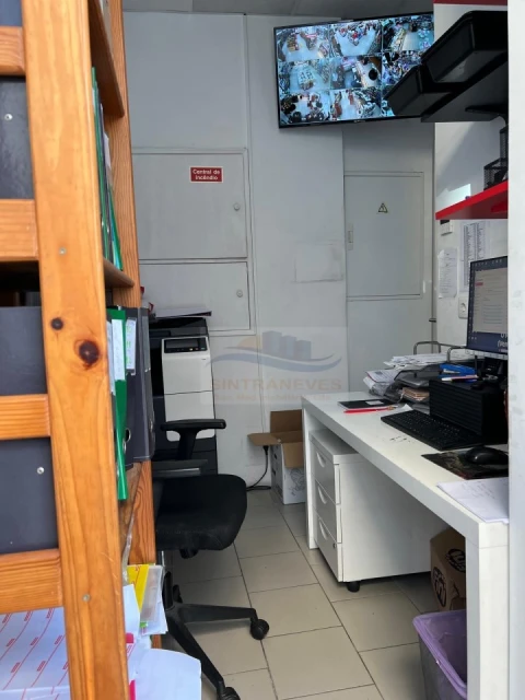 Negócio para Venda em Falagueira-Venda Nova