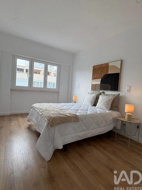 Apartamento T3 para Venda em Benfica